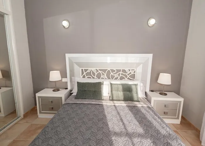 Vanesa Luxury Private With A Heated Pool, 4 Bedrooms And 4 Bathrooms