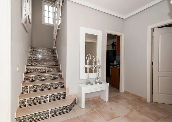 Vanesa Luxury Private With A Heated Pool, 4 Bedrooms And 4 Bathrooms Вилла