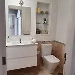 Вілла Vanesa Luxury Private With A Heated Pool, 4 Bedrooms And 4 Bathrooms