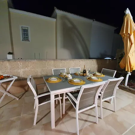 Vanesa Luxury Private With A Heated Pool, 4 Bedrooms And 4 Bathrooms Villa *