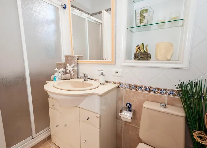 Vanesa Luxury Private With A Heated Pool, 4 Bedrooms And 4 Bathrooms Вілла *