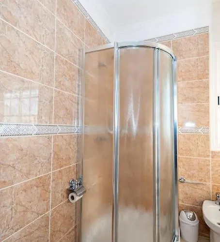 Vanesa Luxury Private With A Heated Pool, 4 Bedrooms And 4 Bathrooms Вілла *