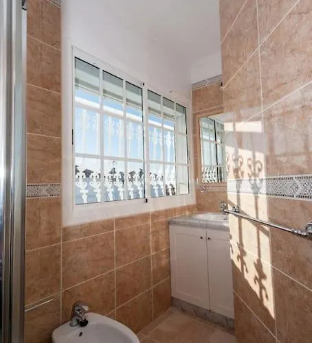 Vanesa Luxury Private With A Heated Pool, 4 Bedrooms And 4 Bathrooms * Адехе