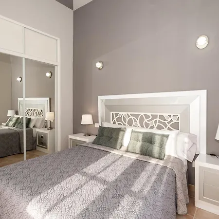 Vanesa Luxury Private With A Heated Pool, 4 Bedrooms And 4 Bathrooms * Адехе