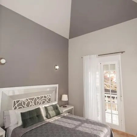 Βίλα Vanesa Luxury Private With A Heated Pool, 4 Bedrooms And 4 Bathrooms