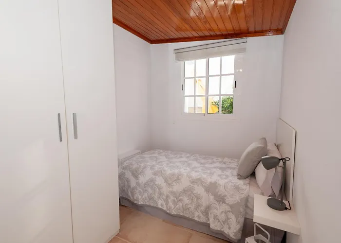 Vanesa Luxury Private With A Heated Pool, 4 Bedrooms And 4 Bathrooms ヴィラ