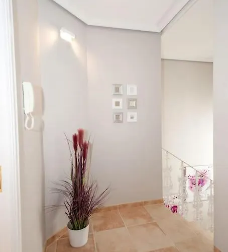 Vanesa Luxury Private With A Heated Pool, 4 Bedrooms And 4 Bathrooms *